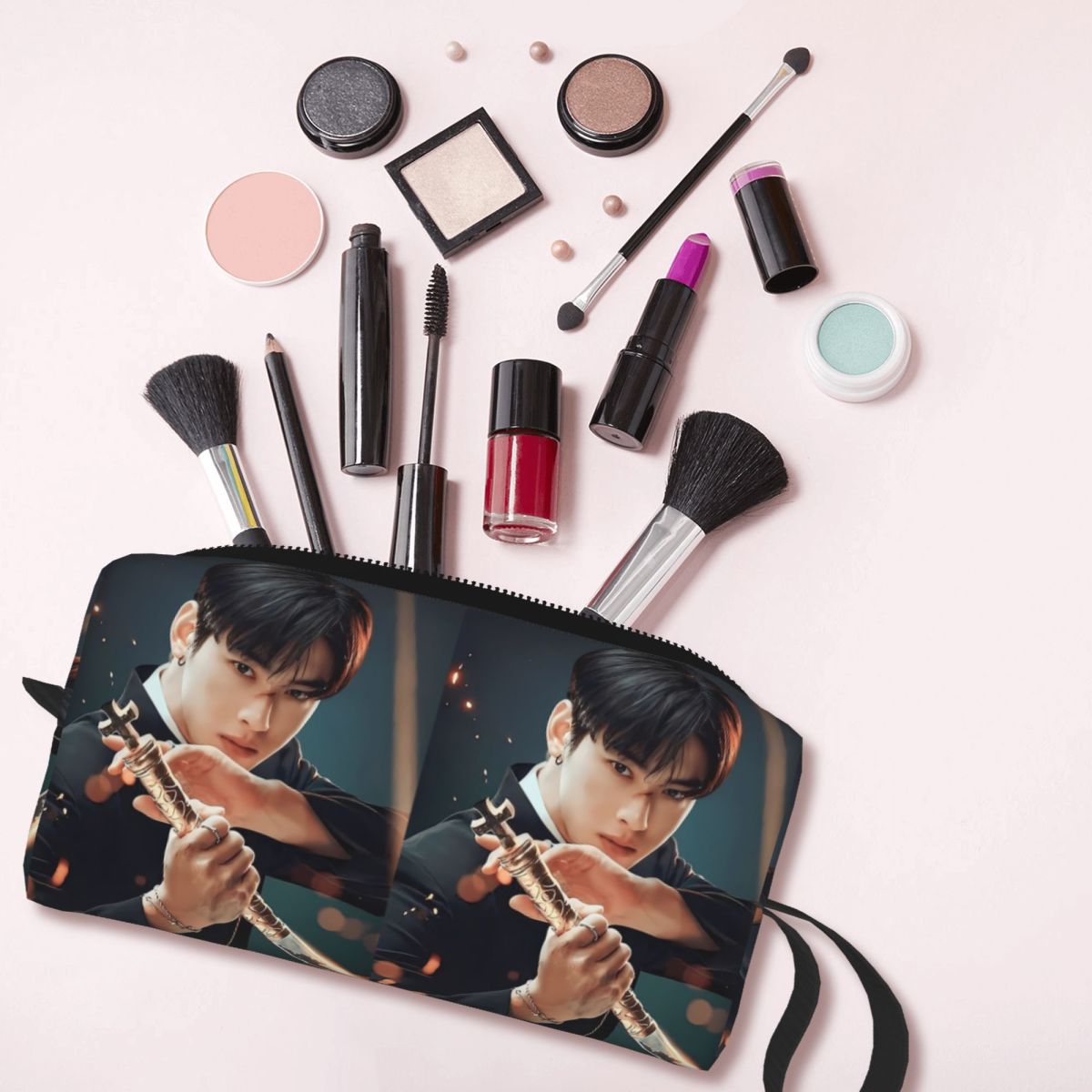 Cha Eunwoo Pencil Case for Stu - Stationery And Office Supply Chain recension och pris