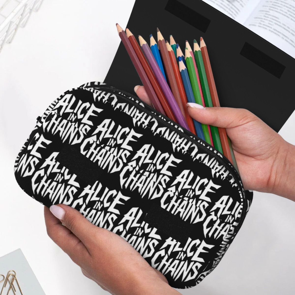 Alice In Chains Rooster Dirt L - Stationery And Office Supply Chain recension och pris